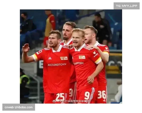 多特蒙德对柏林联合半场0-0，定位球成为双方主要进攻手段